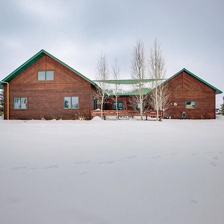 Spacious Gunnison Home Ski, Hike, Bike And Fish! Exterior photo